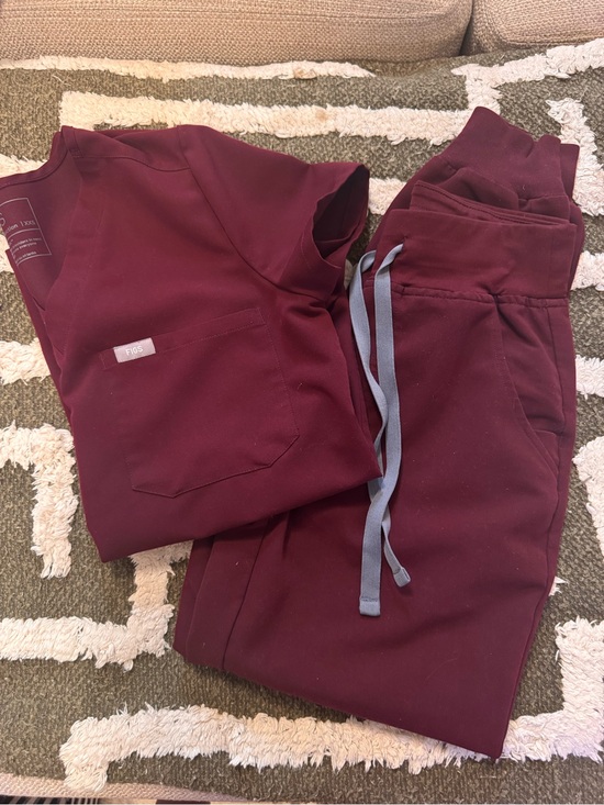 Figs Other - Figs Burgundy Two-Piece Scrub Set
